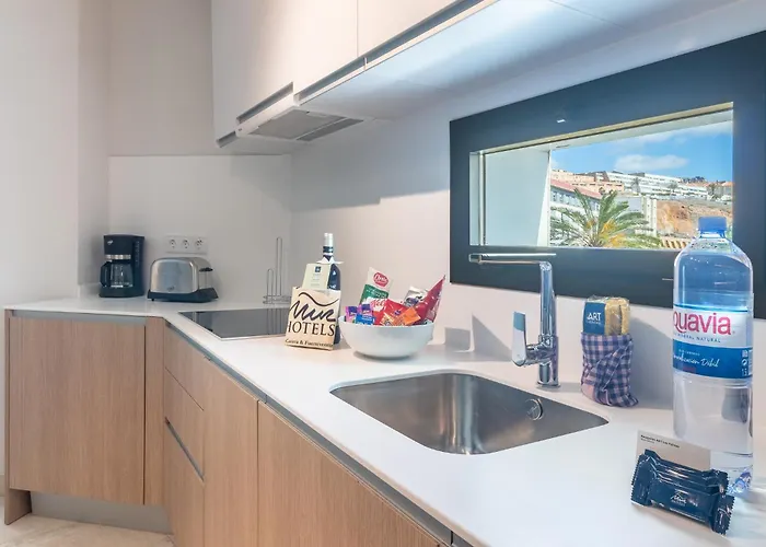 Feriehus Art En Palmas - *